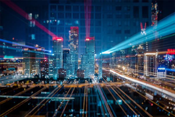 Scaling Data Center Fabrics: Integrating QSFP56-DD 400G DR4 with Legacy QSFP28 100G LR4/ER4/ZR4 Infrastructures